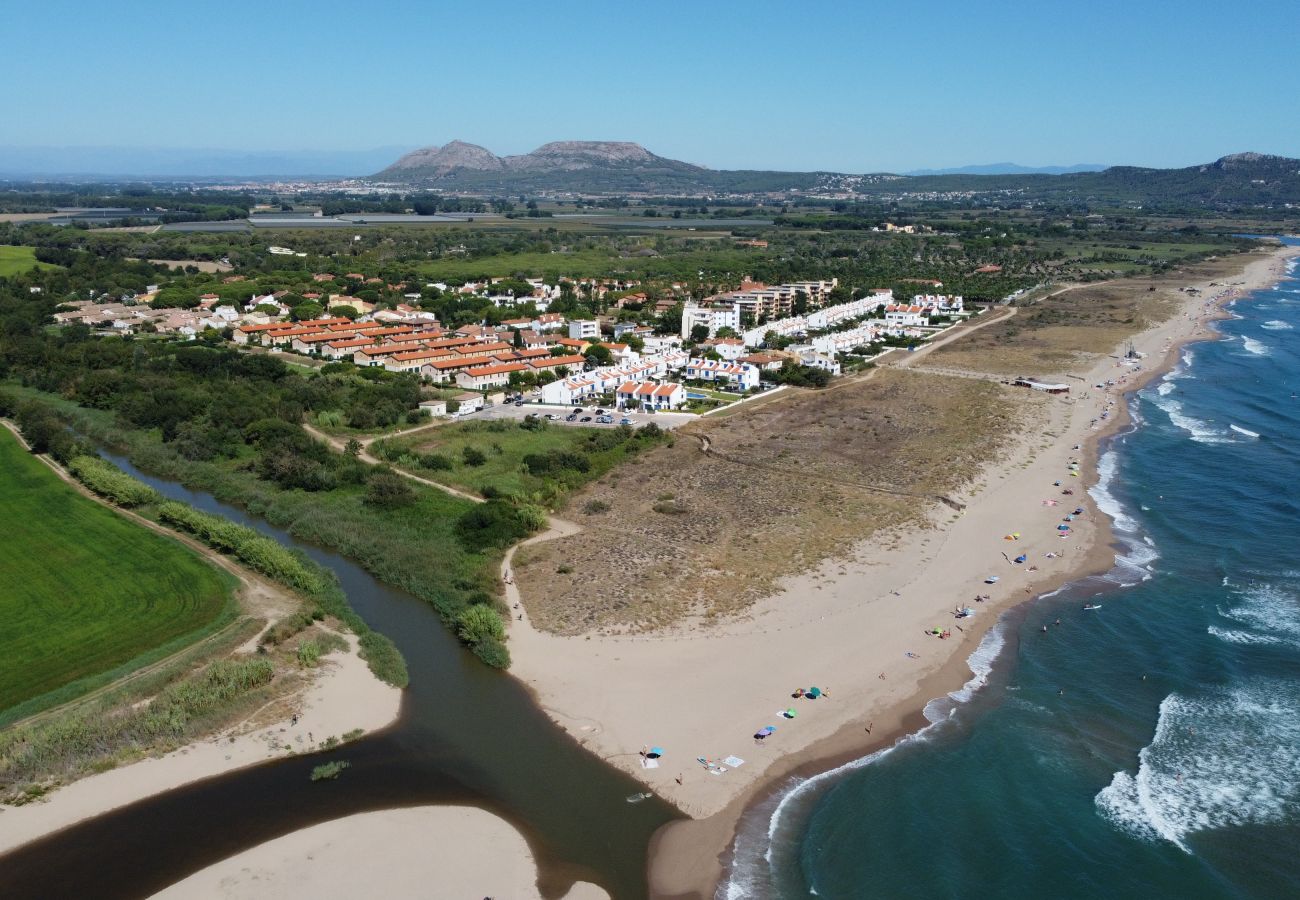 Ferienwohnung in Torroella de Montgri - Erdgeschoss, Garten und Swimmingpool