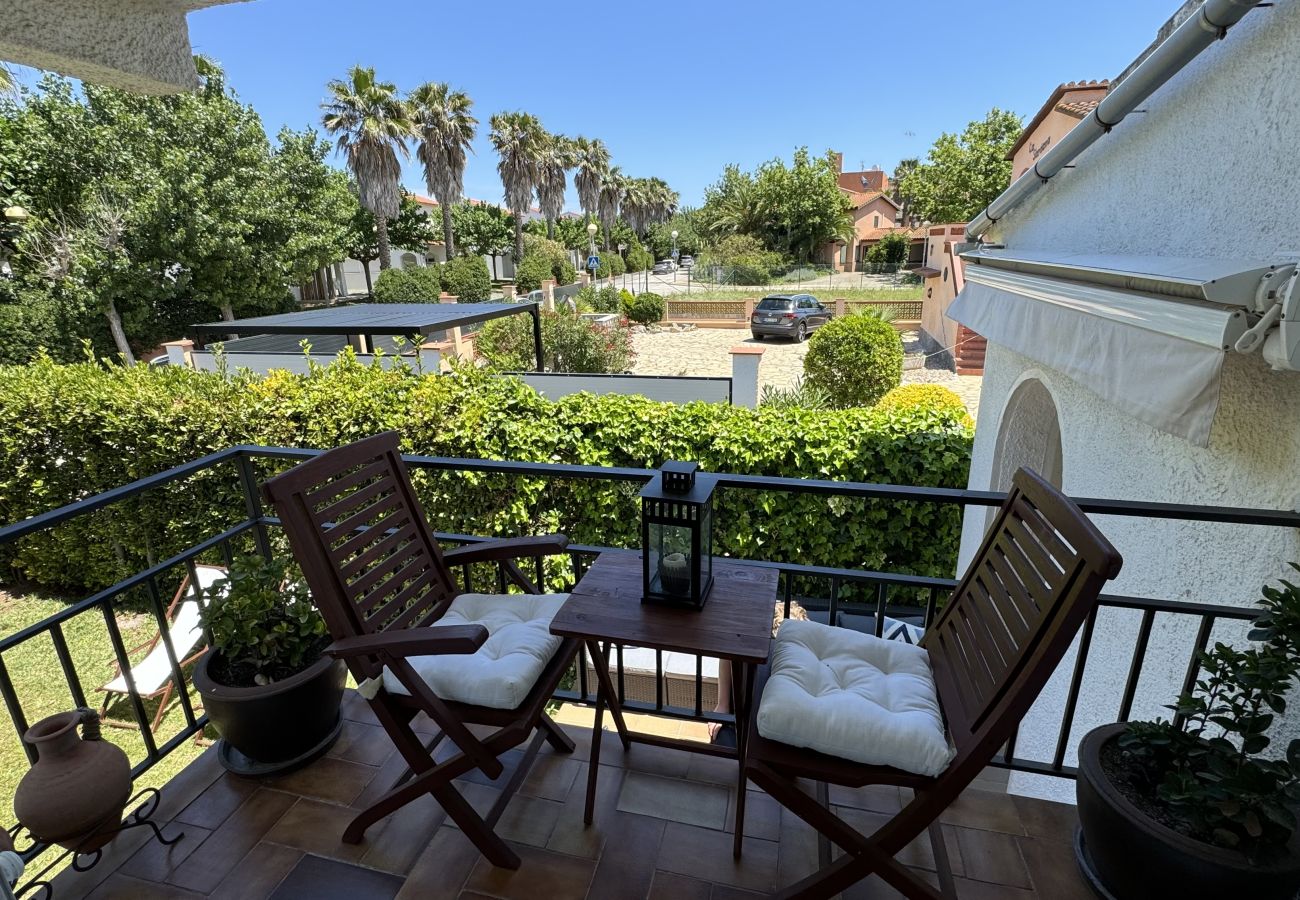 Stadthaus in Torroella de Montgri - Maison rénovée n°44 avec jardin privatif proche de la plage