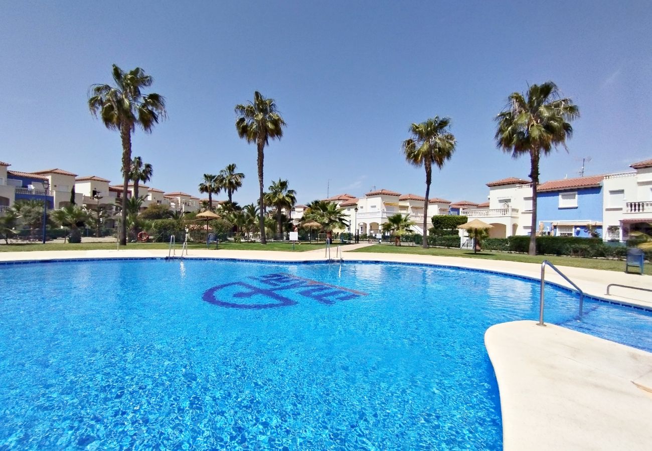 Ferienwohnung in Vera playa - Torremar Natura - FKK, Terrasse & beheiztes Hallenbad