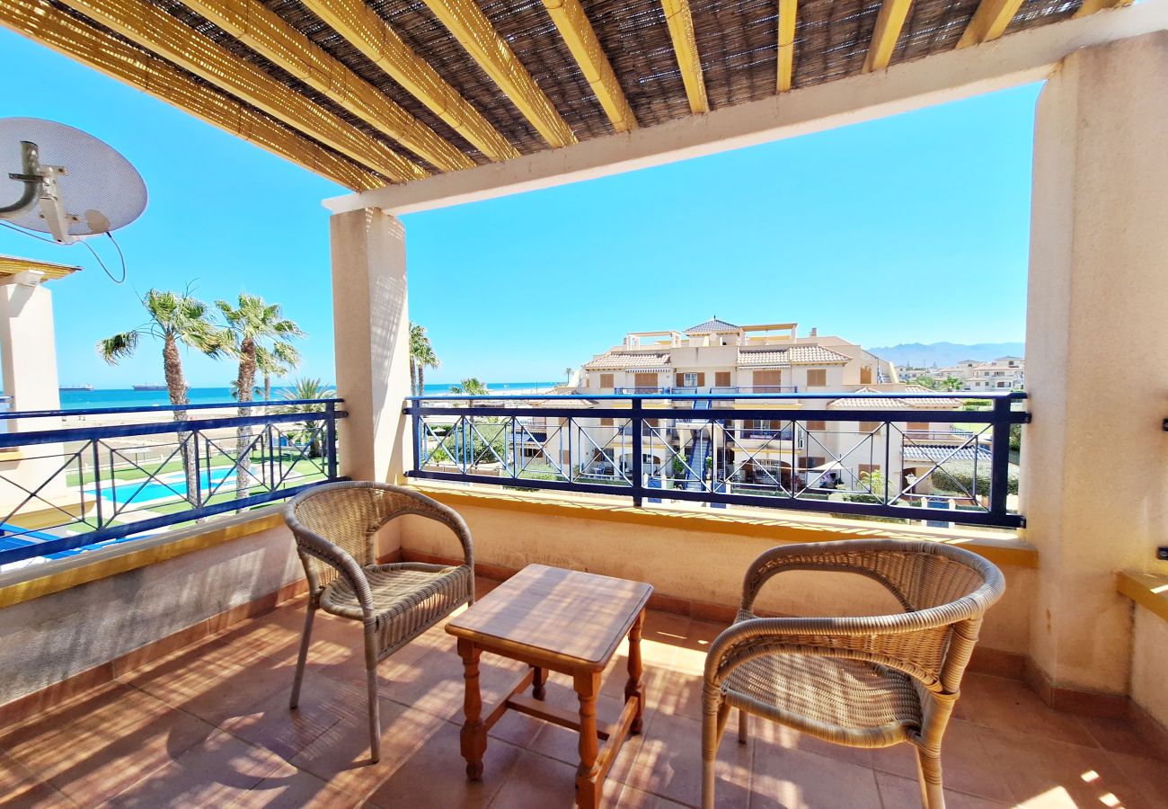 Ferienwohnung in Vera playa - Veramar 4 Penthouse - Am Strand, Meerblick, WiFi & Terrasse 