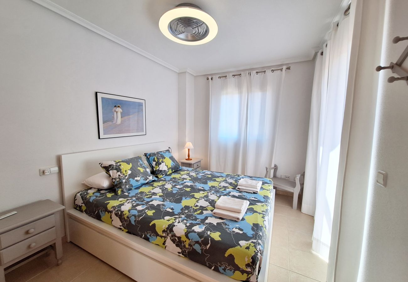 Ferienwohnung in Vera playa - Veramar 4 Penthouse - Am Strand, Meerblick, WiFi & Terrasse 