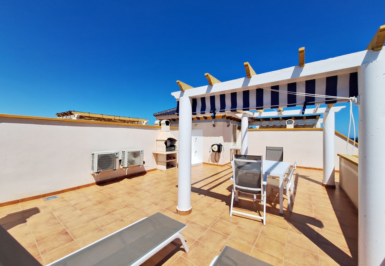 Ferienwohnung in Vera playa - Veramar 4 Penthouse - Am Strand, Meerblick, WiFi & Terrasse 