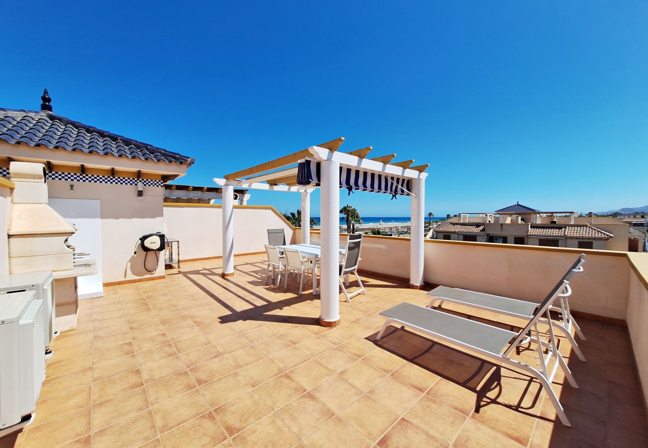 Ferienwohnung in Vera playa - Veramar 4 Penthouse - Am Strand, Meerblick, WiFi & Terrasse 