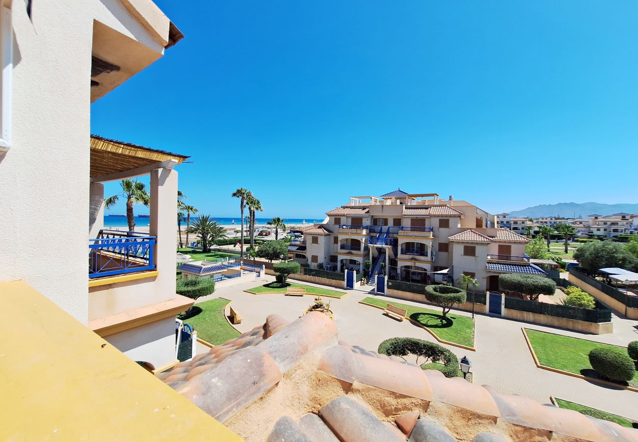 Ferienwohnung in Vera playa - Veramar 4 Penthouse - Am Strand, Meerblick, WiFi & Terrasse 