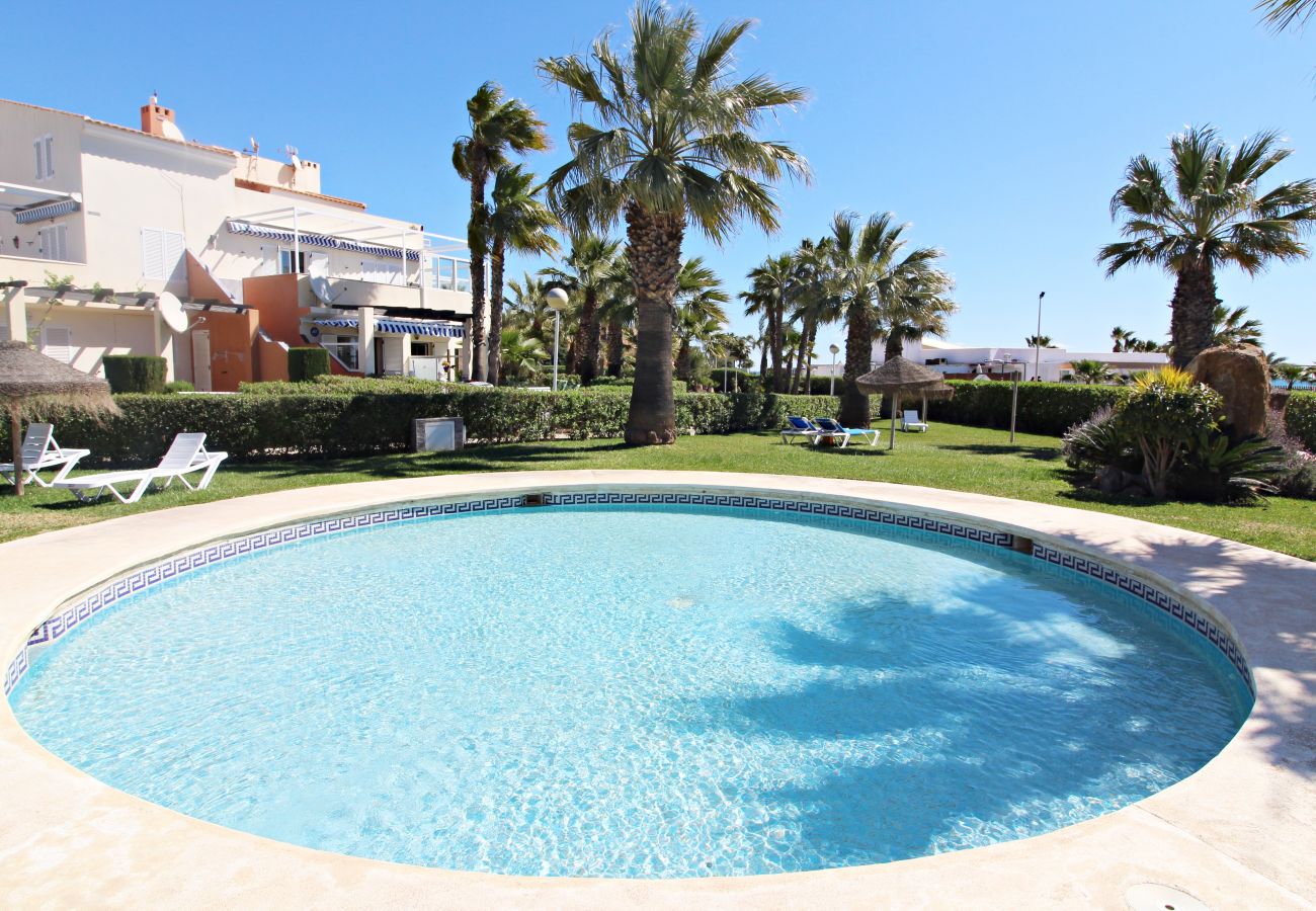 Ferienwohnung in Vera playa - Vera Natura Bajo - Am strand, mit WLAN & privatem Garten