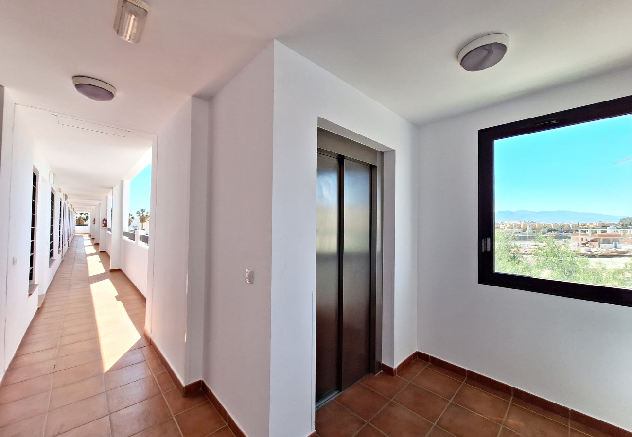 Ferienwohnung in Vera playa - Alborada - Solarium, 150M Strand, WiFi