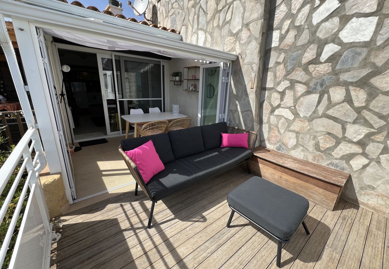 Appartement in Torroella de Montgri - Direct aan het strand met zeezicht