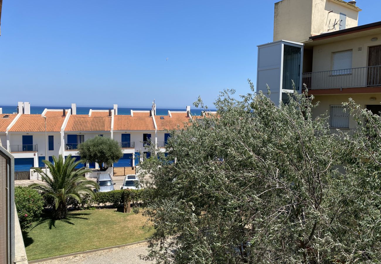 Appartement in Torroella de Montgri - Appartement dicht bij het strand met airco en parkeergelegenheid