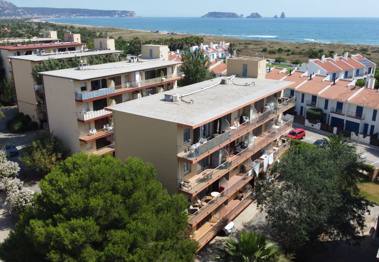 Appartement in Torroella de Montgri - Appartement dicht bij het strand met airco en parkeergelegenheid