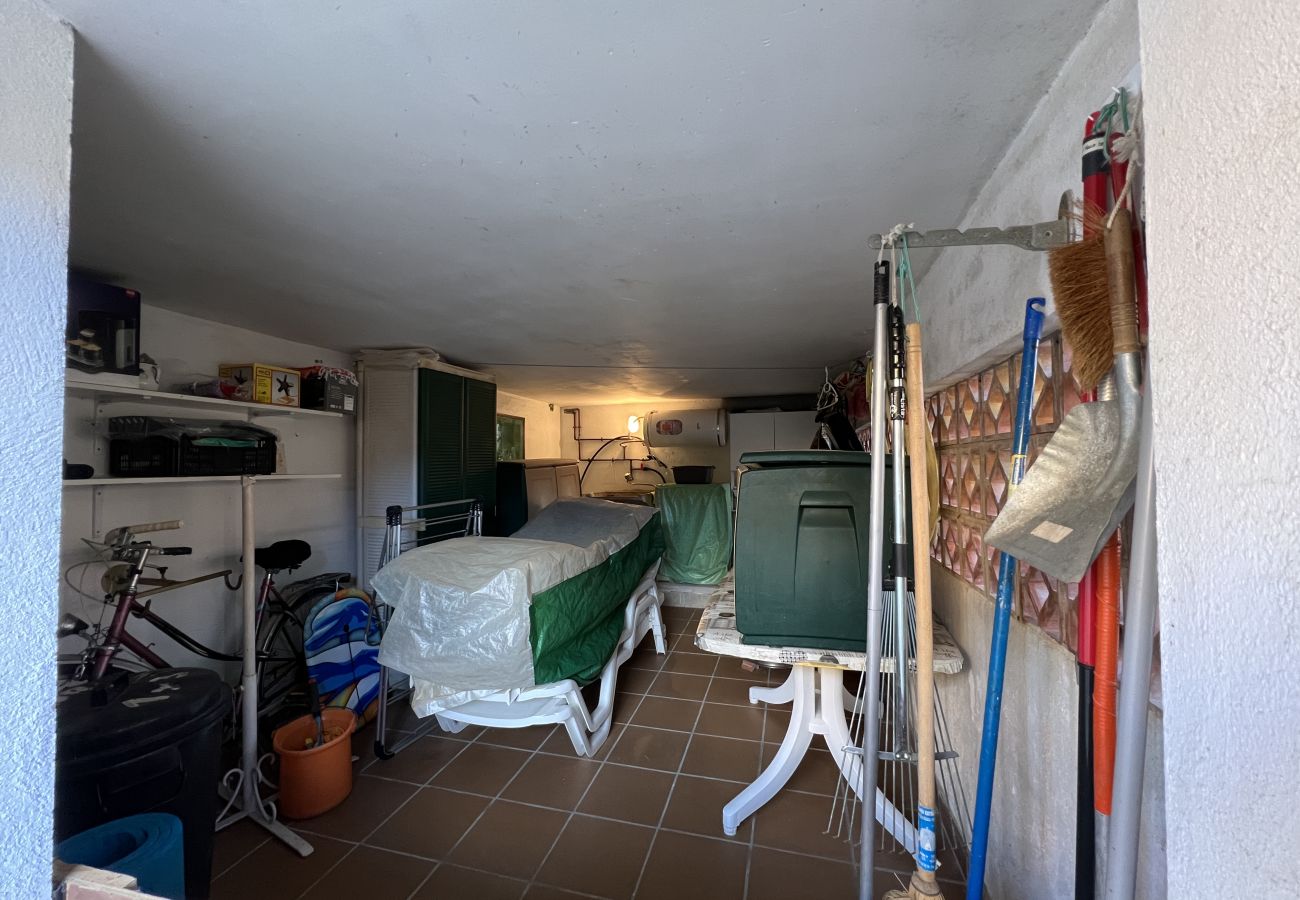 Rijhuis in Torroella de Montgri - Garsa 3: Huis te Renovateren aan de Costa Brava met Tuin en Parkeerplaats