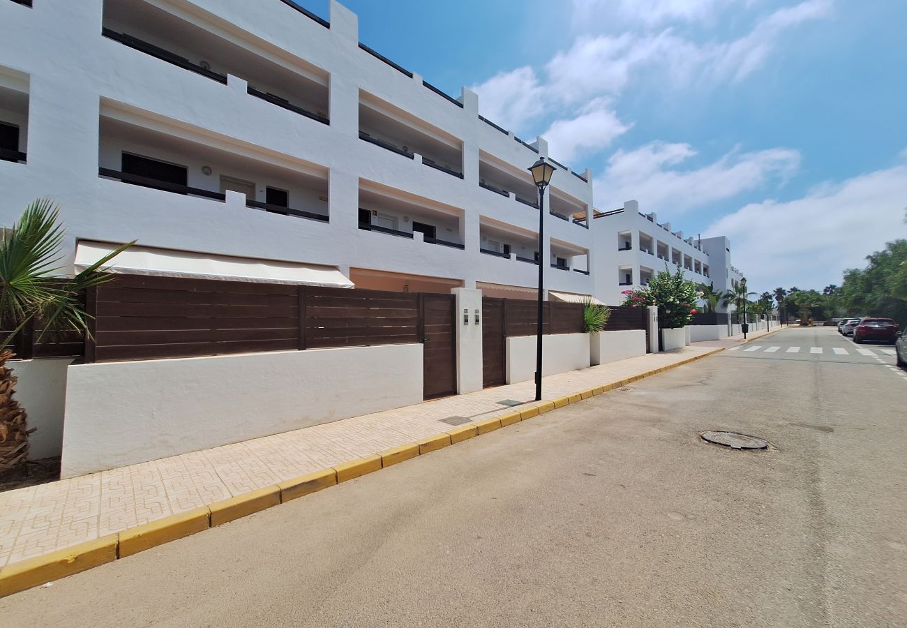 Apartamento en Vera playa - Alborada B133 - WiFi & jardín privado