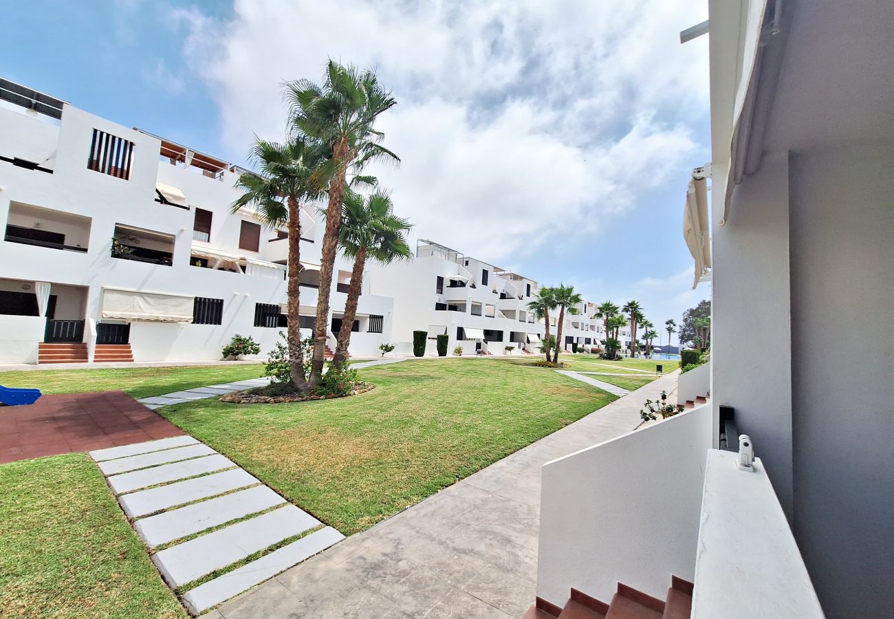 Apartamento en Vera playa - Alborada B133 - WiFi & jardín privado