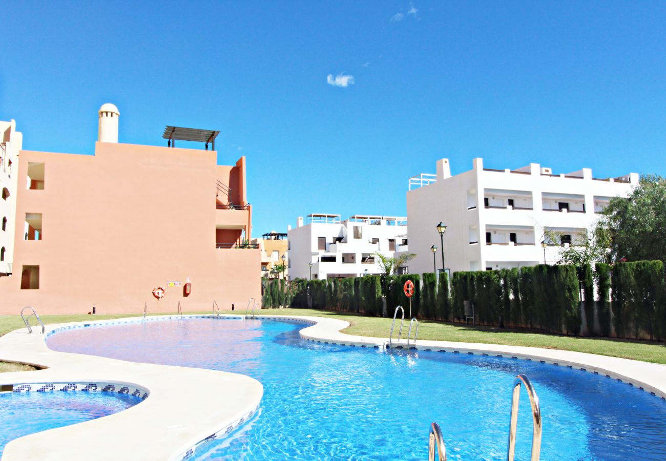 Apartamento en Vera playa - Paraíso de Vera Ático - 350m playa, WiFi & solarium