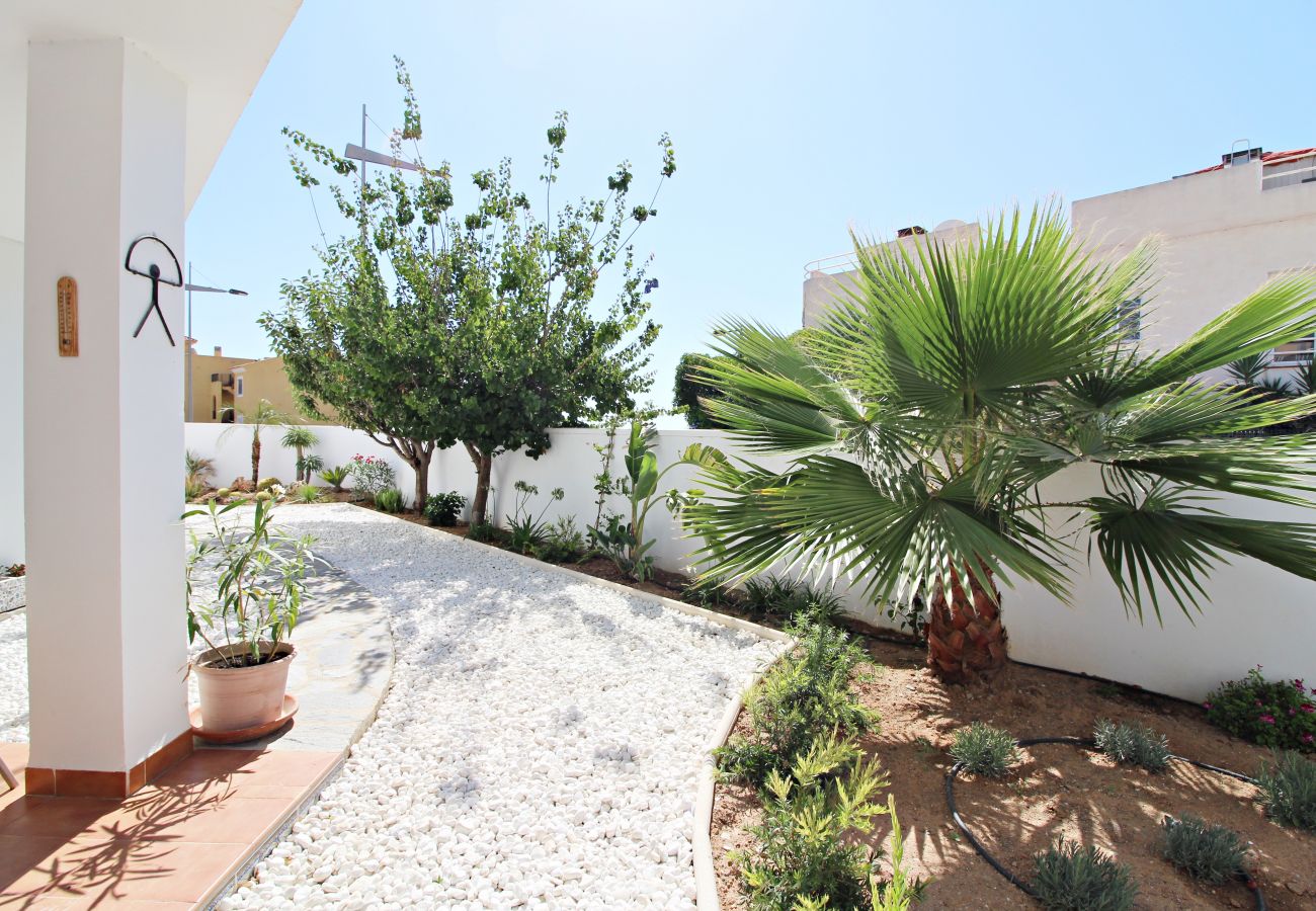 Apartamento en Palomares - Jardines de Palomares - WiFi y jardín privado