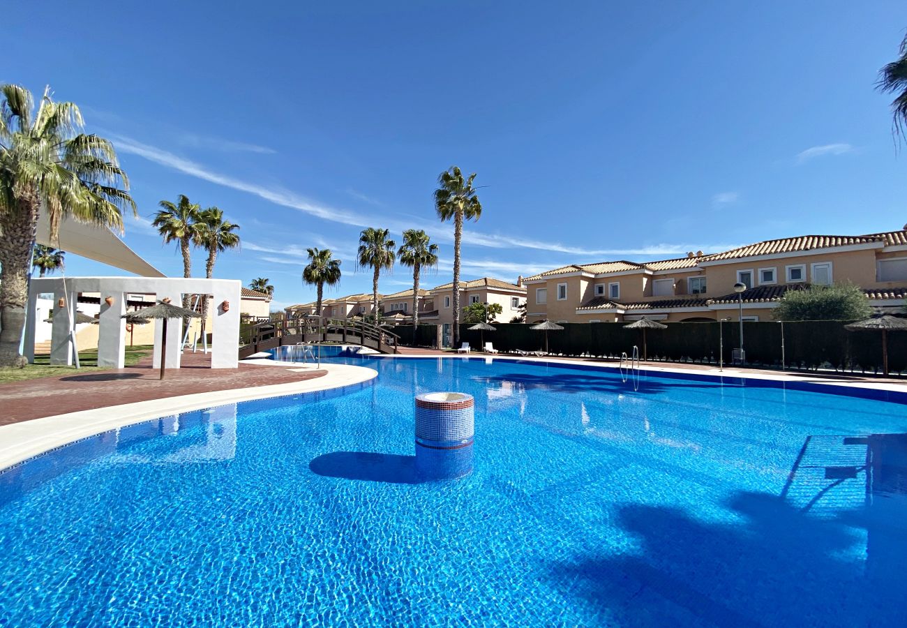 Apartamento en Vera playa - Playas del Sur Bajo - Terraza, WiFi, piscina comunitaria