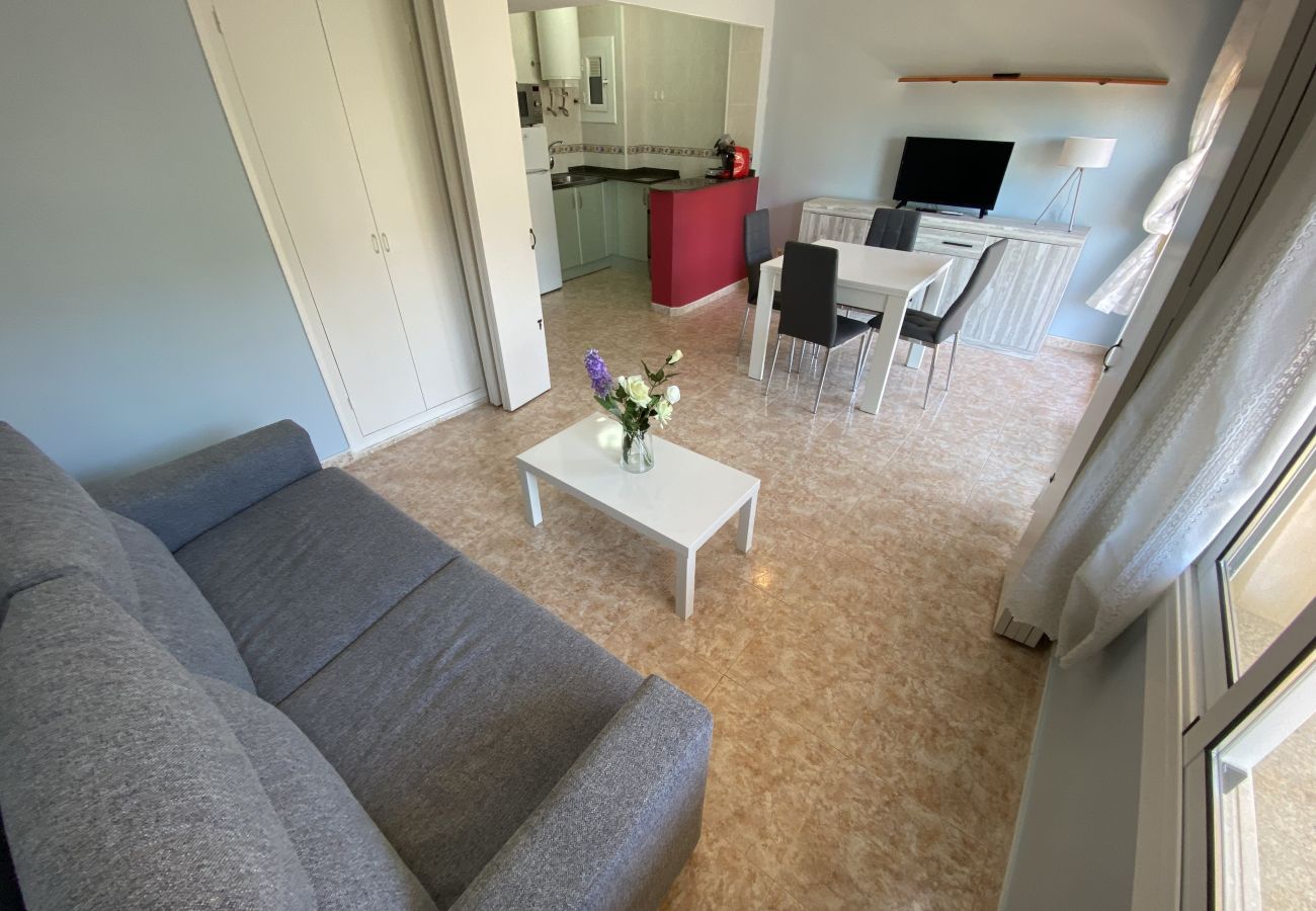 Apartamento en Torroella de Montgri - Apartamento turistico cerca de la playa con aire y parking