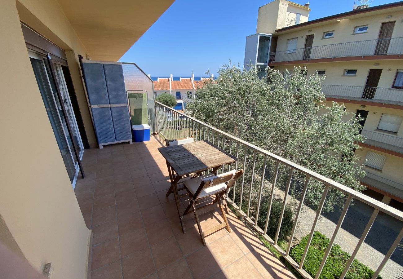 Apartment in Torroella de Montgri - Apartment near the beach with A/C and parking